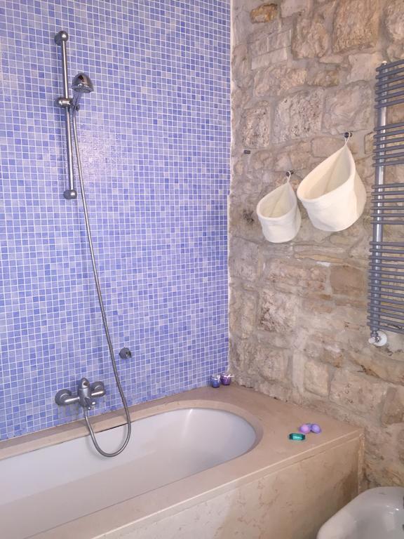 Апартаменты Casa Torre Di Mactheus Petraro Джовинаццо Экстерьер фото