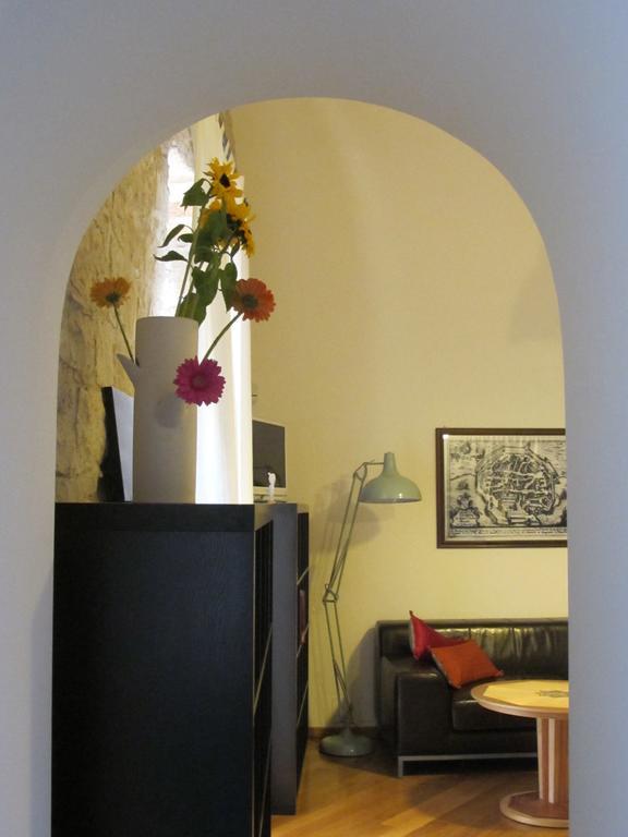 Апартаменты Casa Torre Di Mactheus Petraro Джовинаццо Экстерьер фото