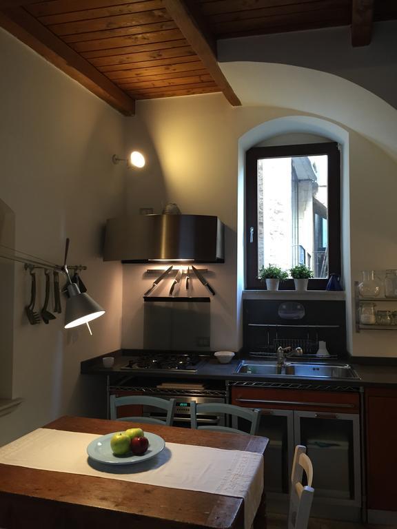 Апартаменты Casa Torre Di Mactheus Petraro Джовинаццо Экстерьер фото