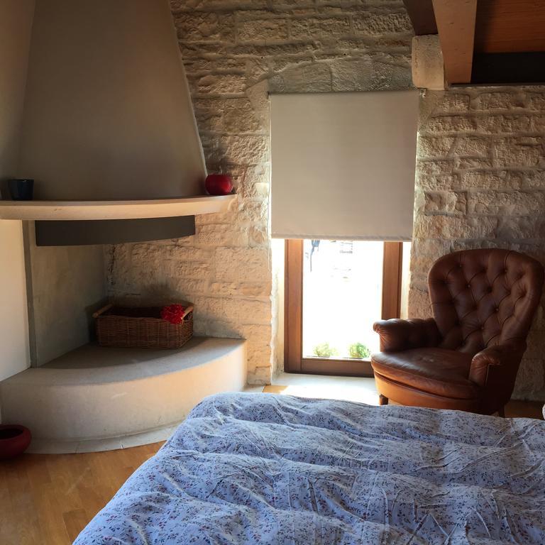 Апартаменты Casa Torre Di Mactheus Petraro Джовинаццо Экстерьер фото