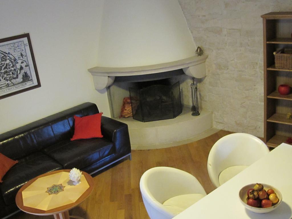 Апартаменты Casa Torre Di Mactheus Petraro Джовинаццо Экстерьер фото